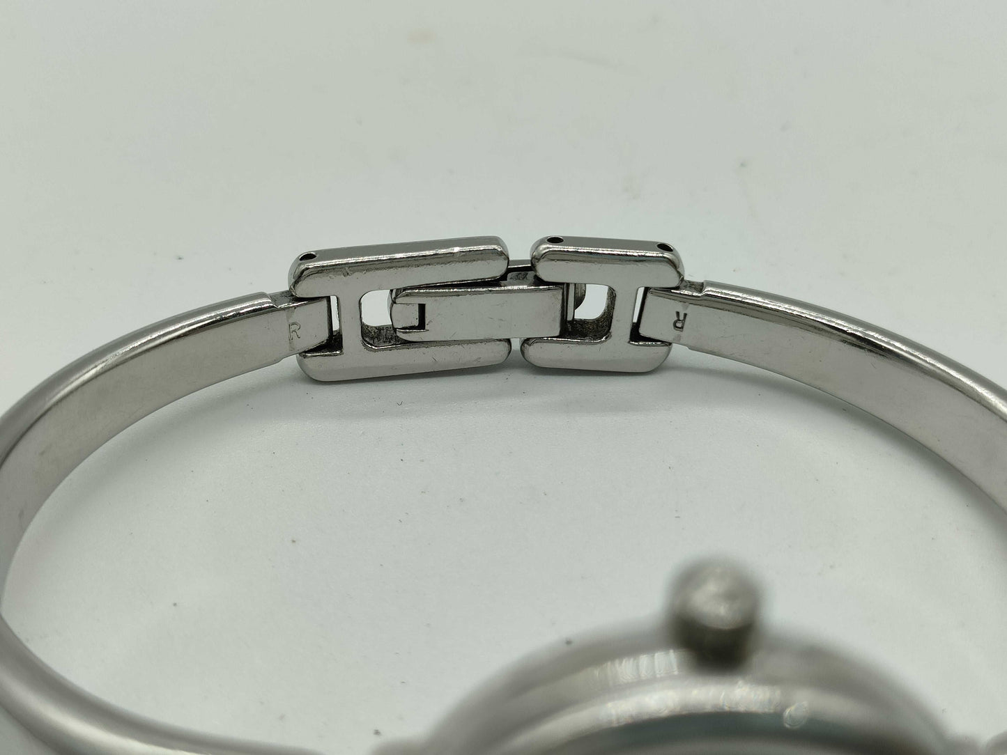 GUCCI 1400L Women's Watch