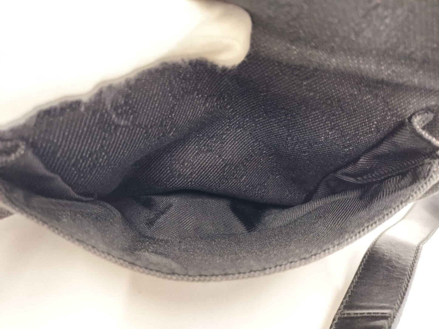 GUCCI GG Canvas 101654 Shoulder Bag