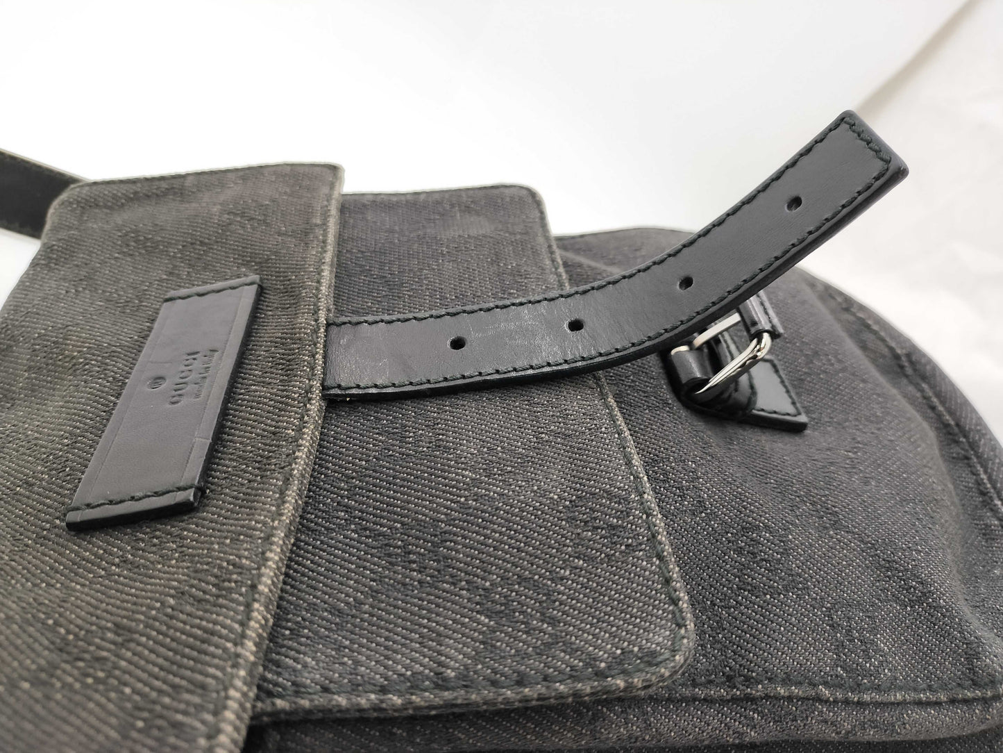GUCCI GG Canvas 101654 Shoulder Bag