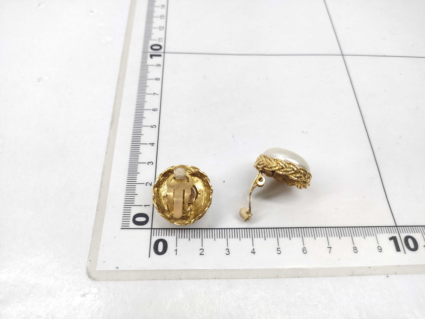 CHANEL pearl earrings