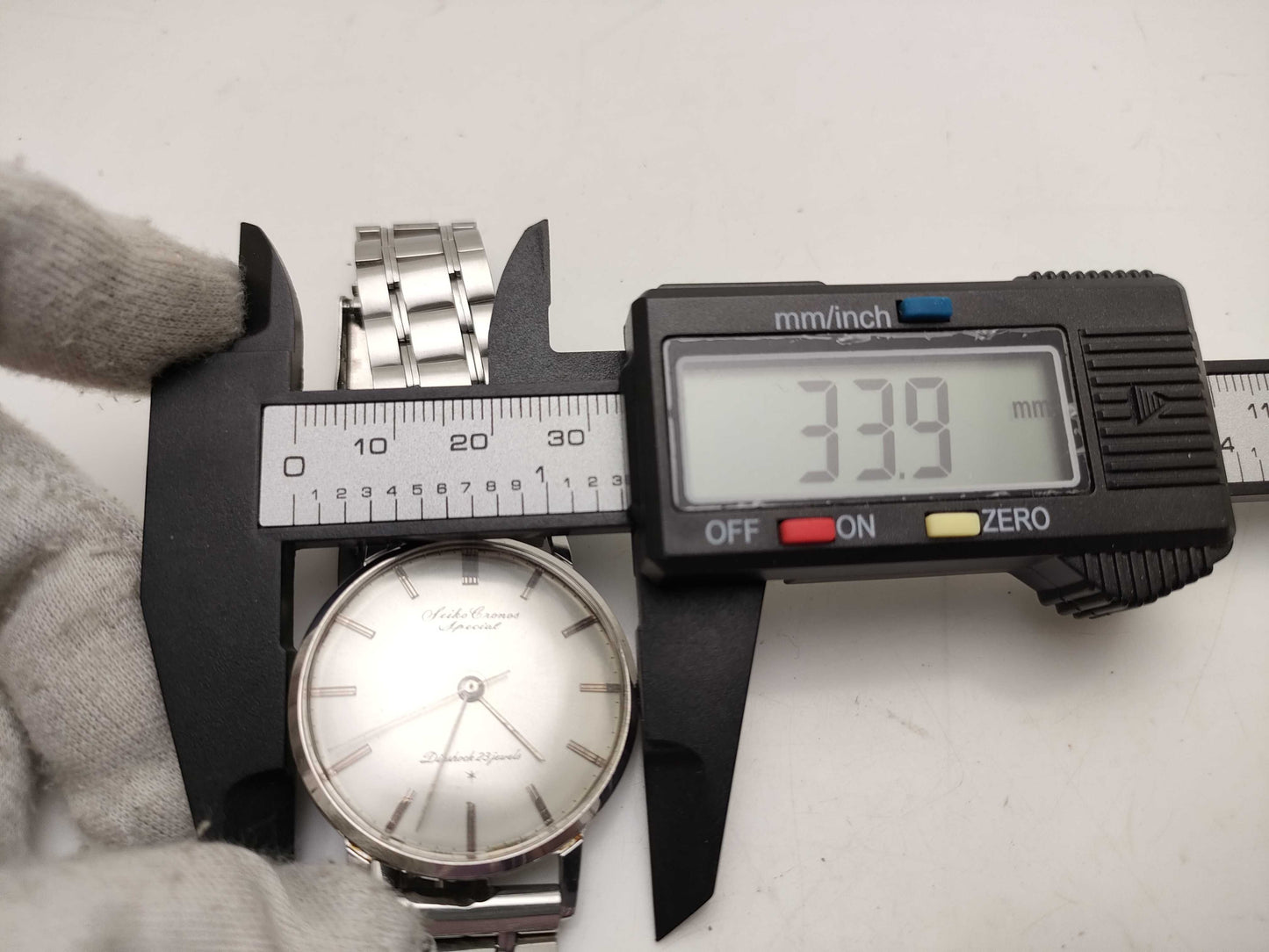 SEIKO CRONOS/J14037/DIASHOCK/23 Jewels/Hand-Wound Boys' Watch