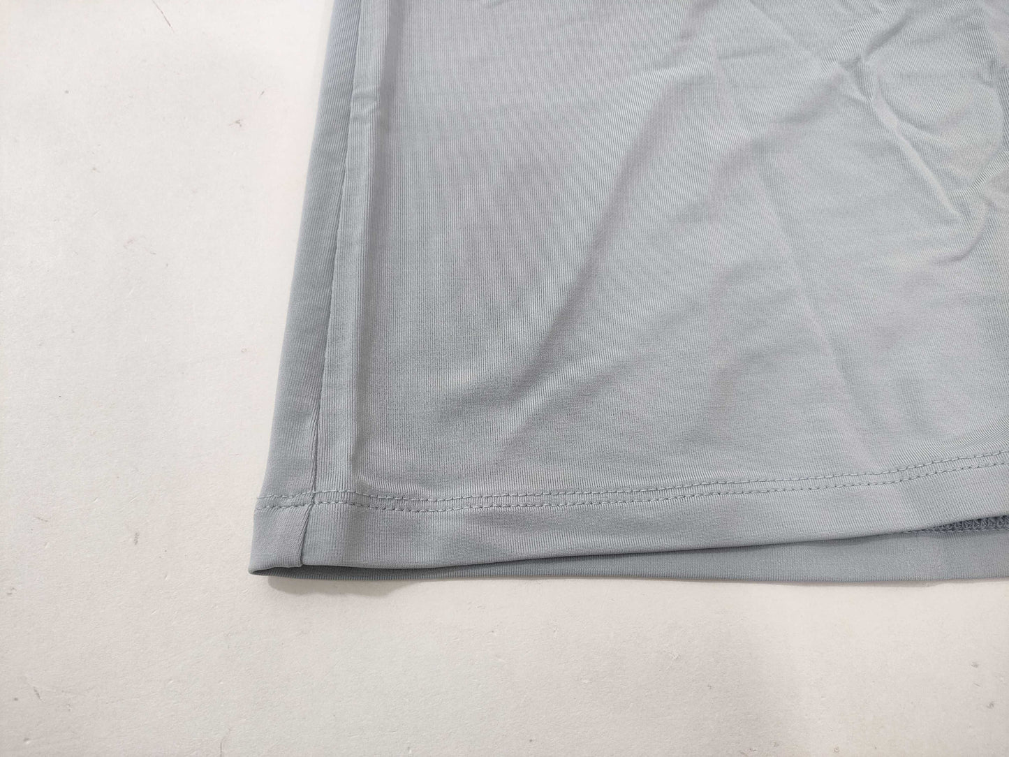 ISSEY MIYAKE / Tops Tops