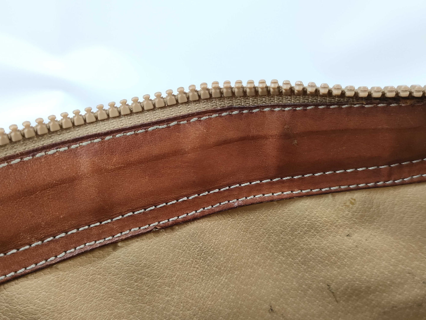 CELINE Handbag