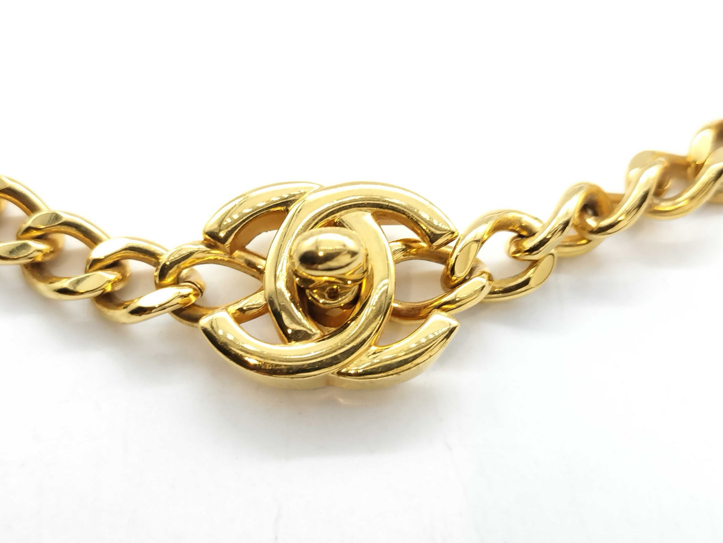 CHANEL 97 P Turn Lock Necklace Necklace