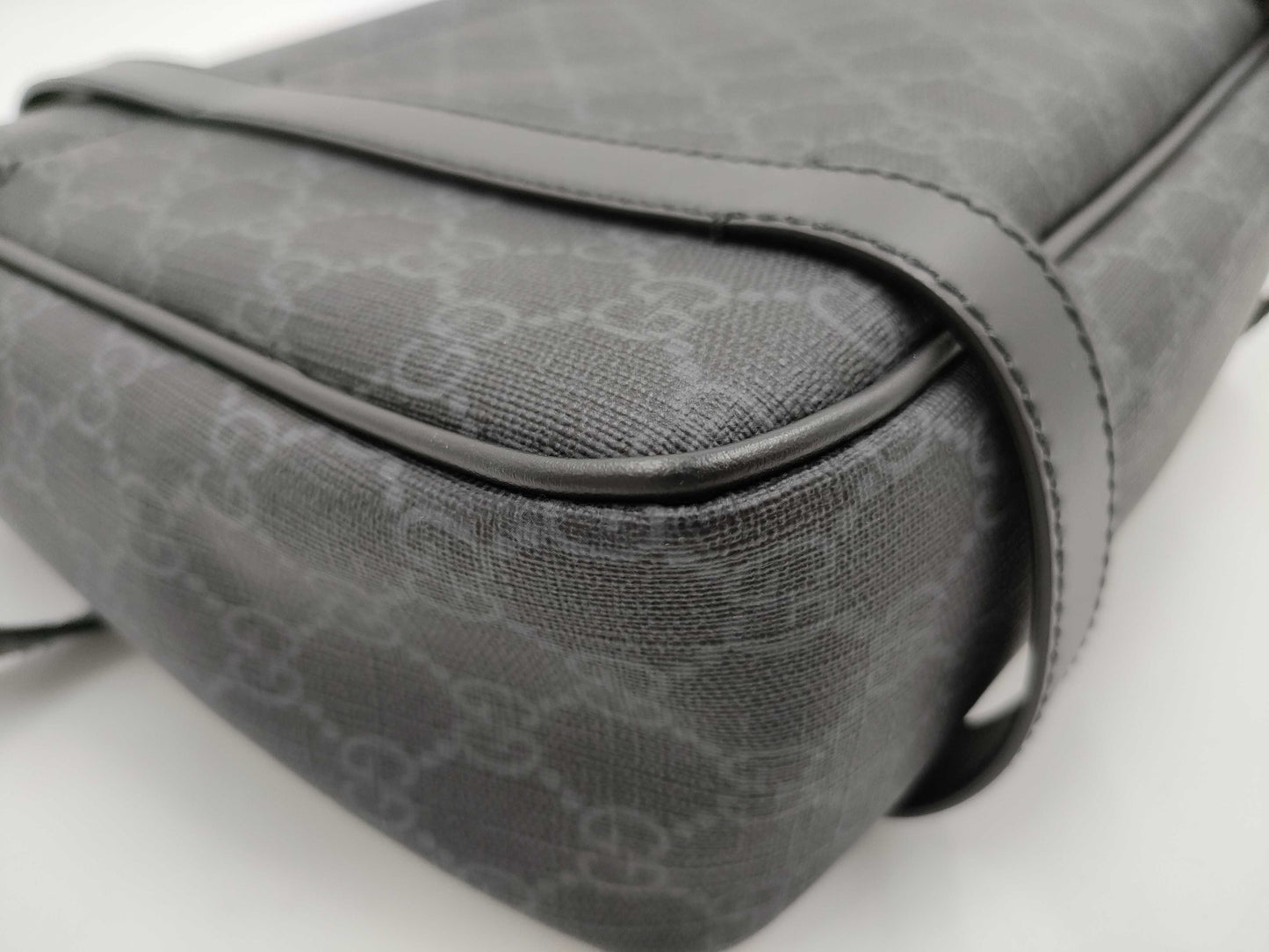 GUCCI Messenger Bag 658542493492 Shoulder Bag