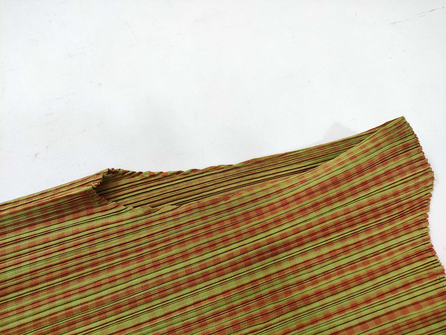 ISSEY MIYAKE Pleats Please Patterned Sleeveless Top