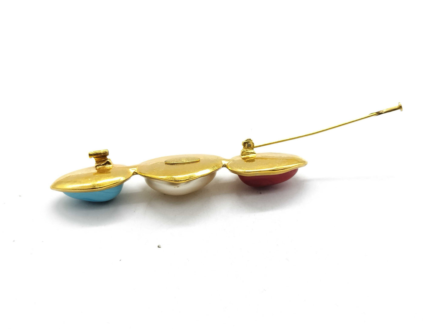 CHANEL 93P Brooch/Earrings Partially damaged Brooch