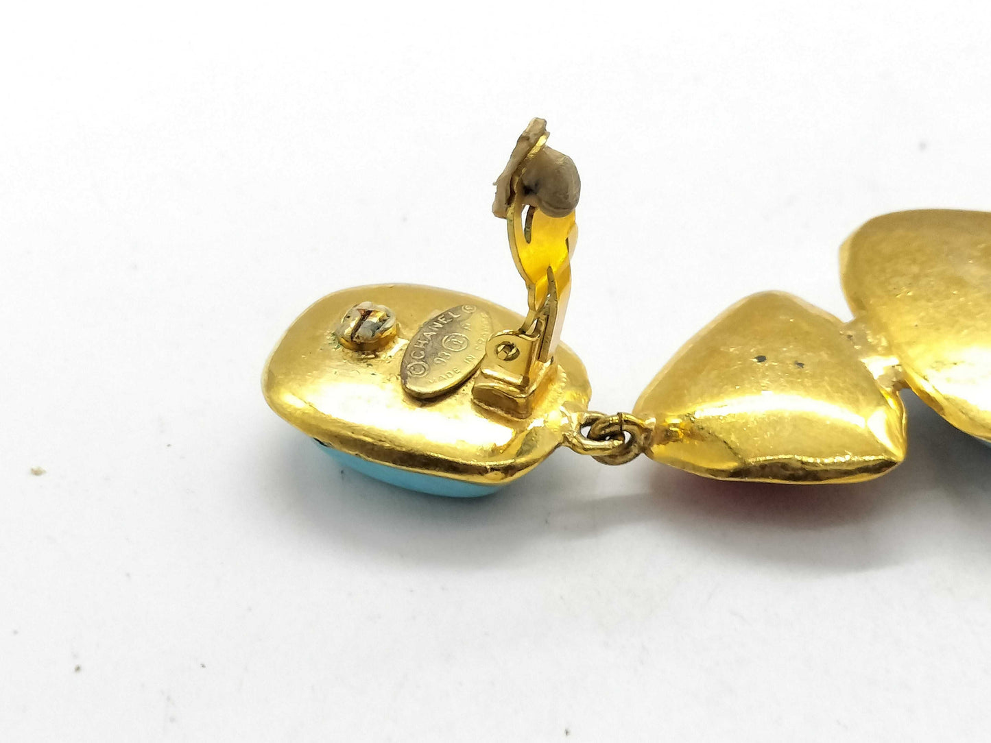 CHANEL 93P Brooch/Earrings Partially damaged Brooch