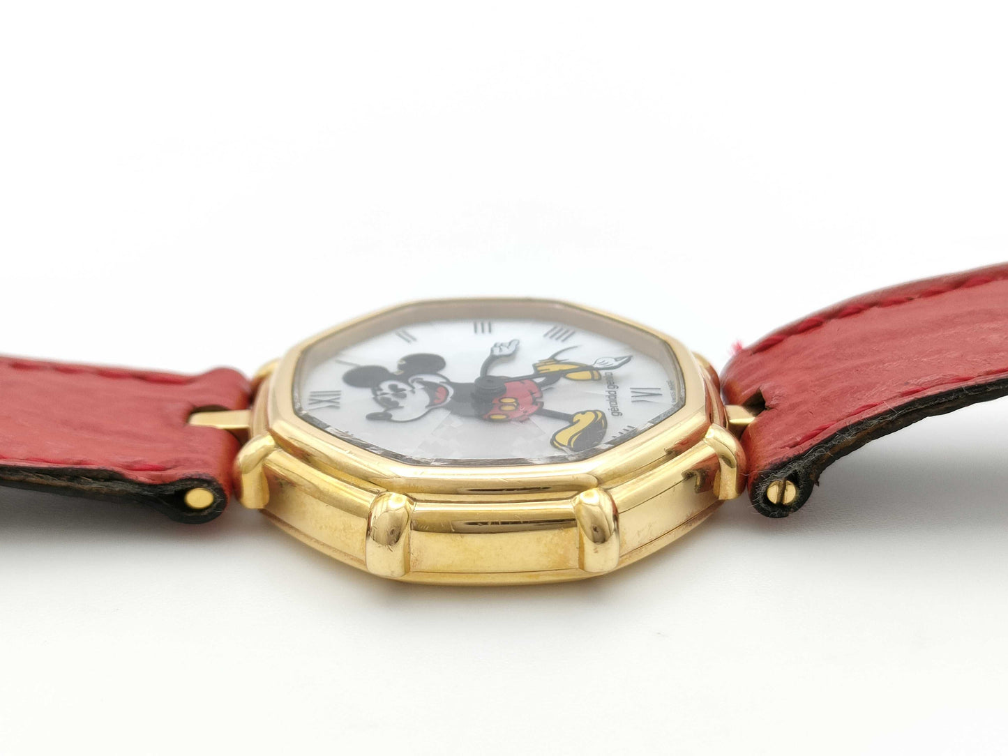 Gerald Genta Retro Fantasy G3250.7 52403 Quartz Shell Dial 18K Gold Women's Watch