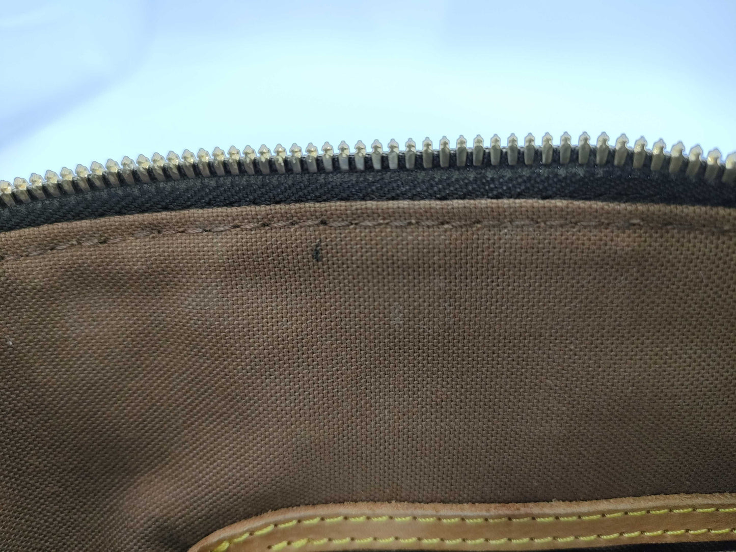 LOUIS VUITTON Monogram M51130 Alma Handbag