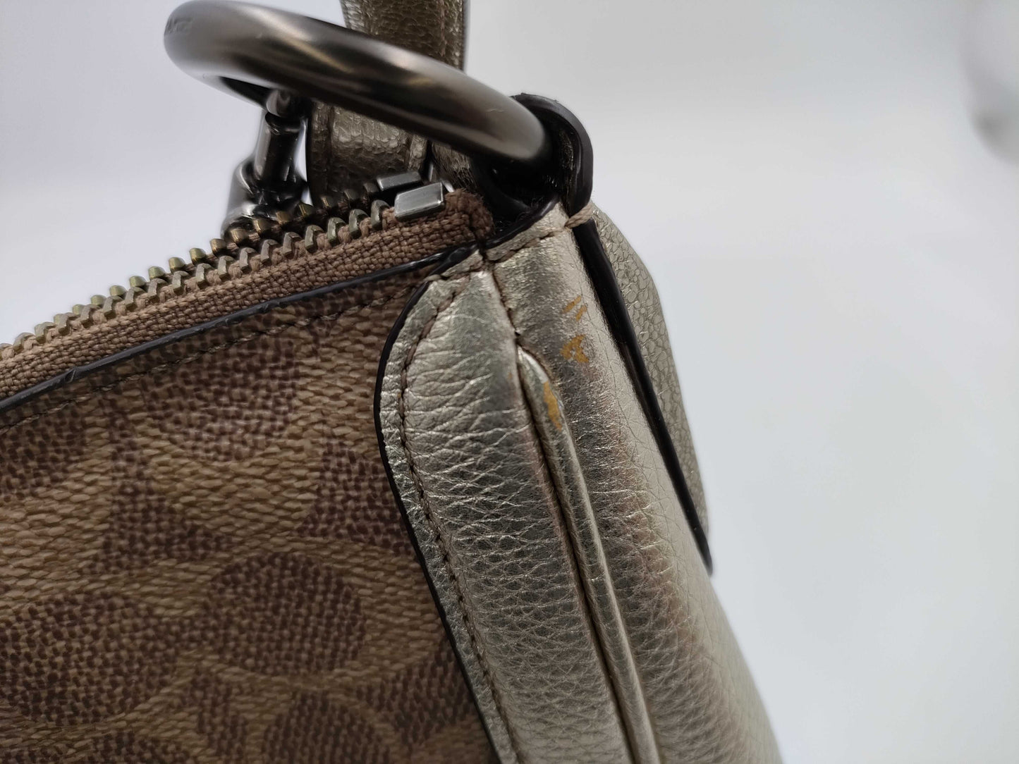 COACH Signature Sutton Signature Hobo Shoulder Bag 40616