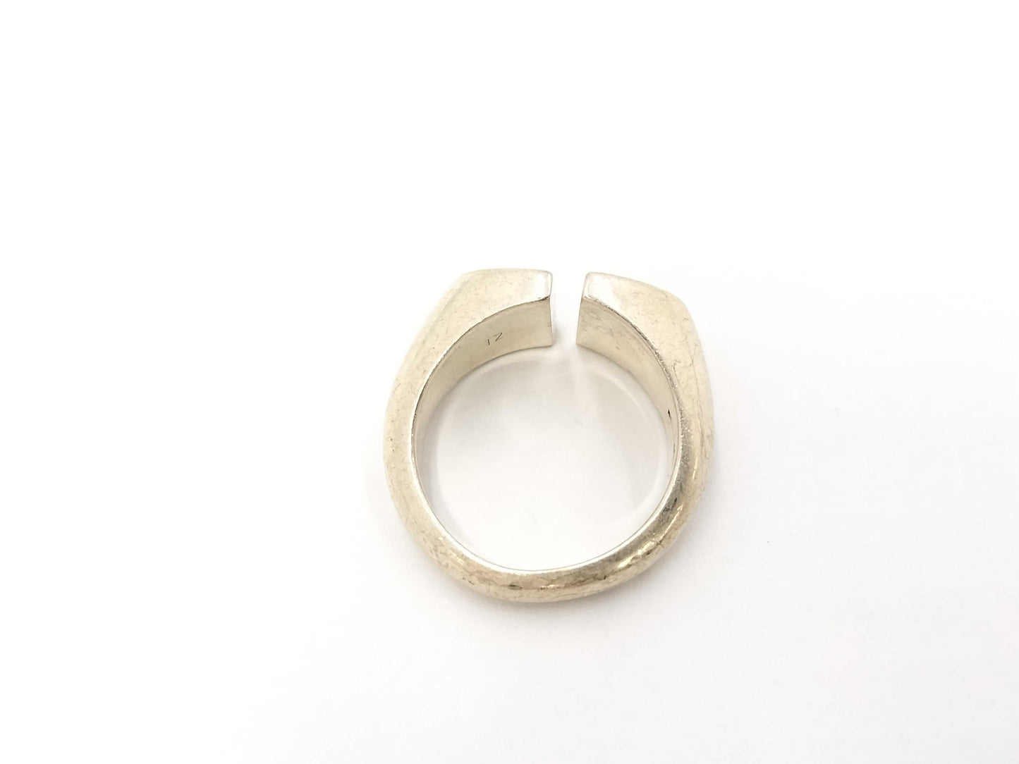 GUCCI Interlocking Signet Double G Ring