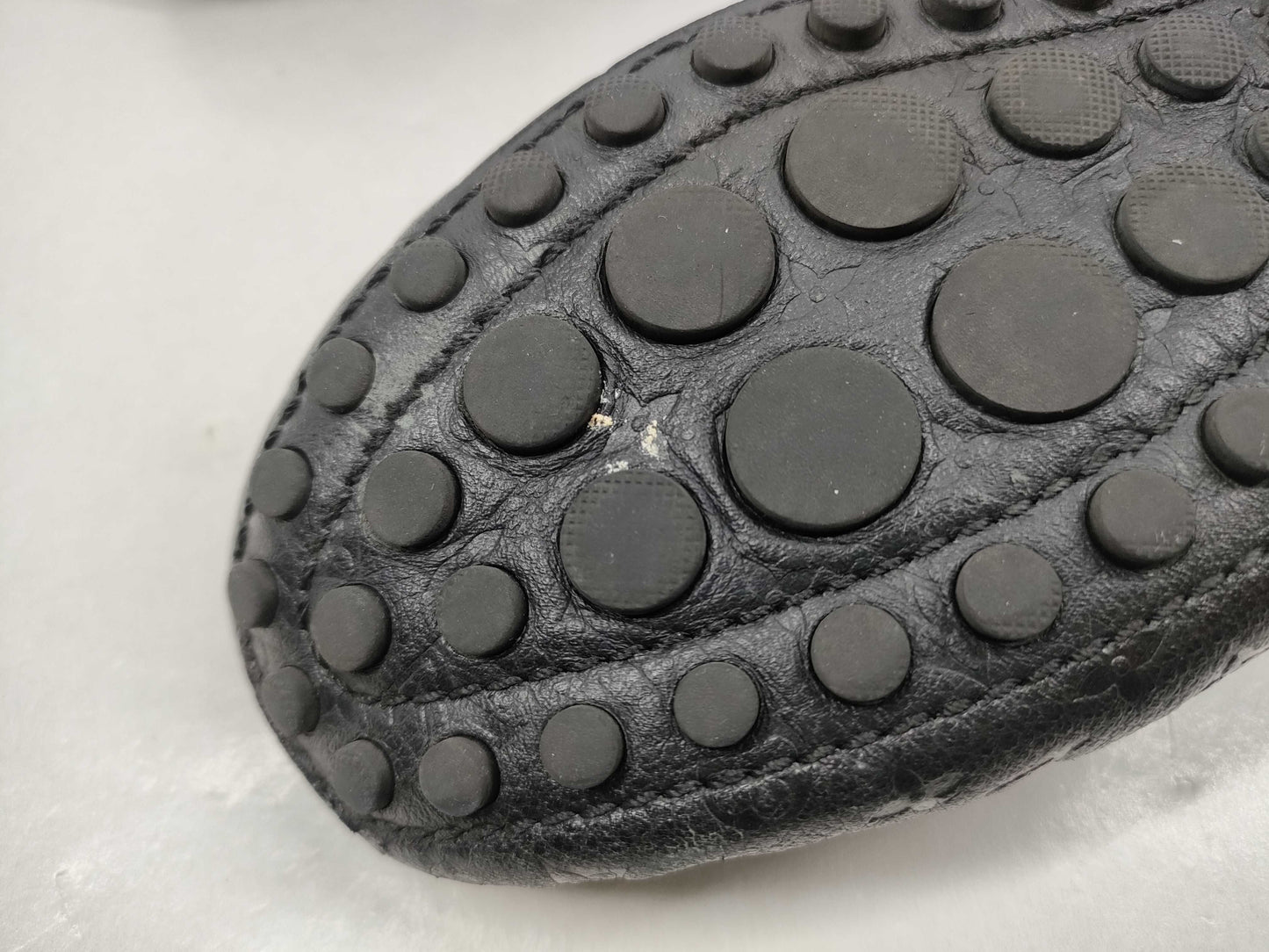 LOUIS VUITTON logo loafers leather shoes loafers