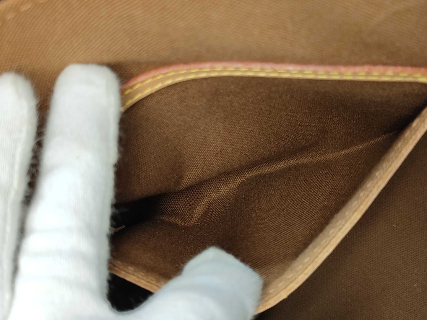 LOUIS VUITTON Monogram M40878 Alma MM Boston Bag