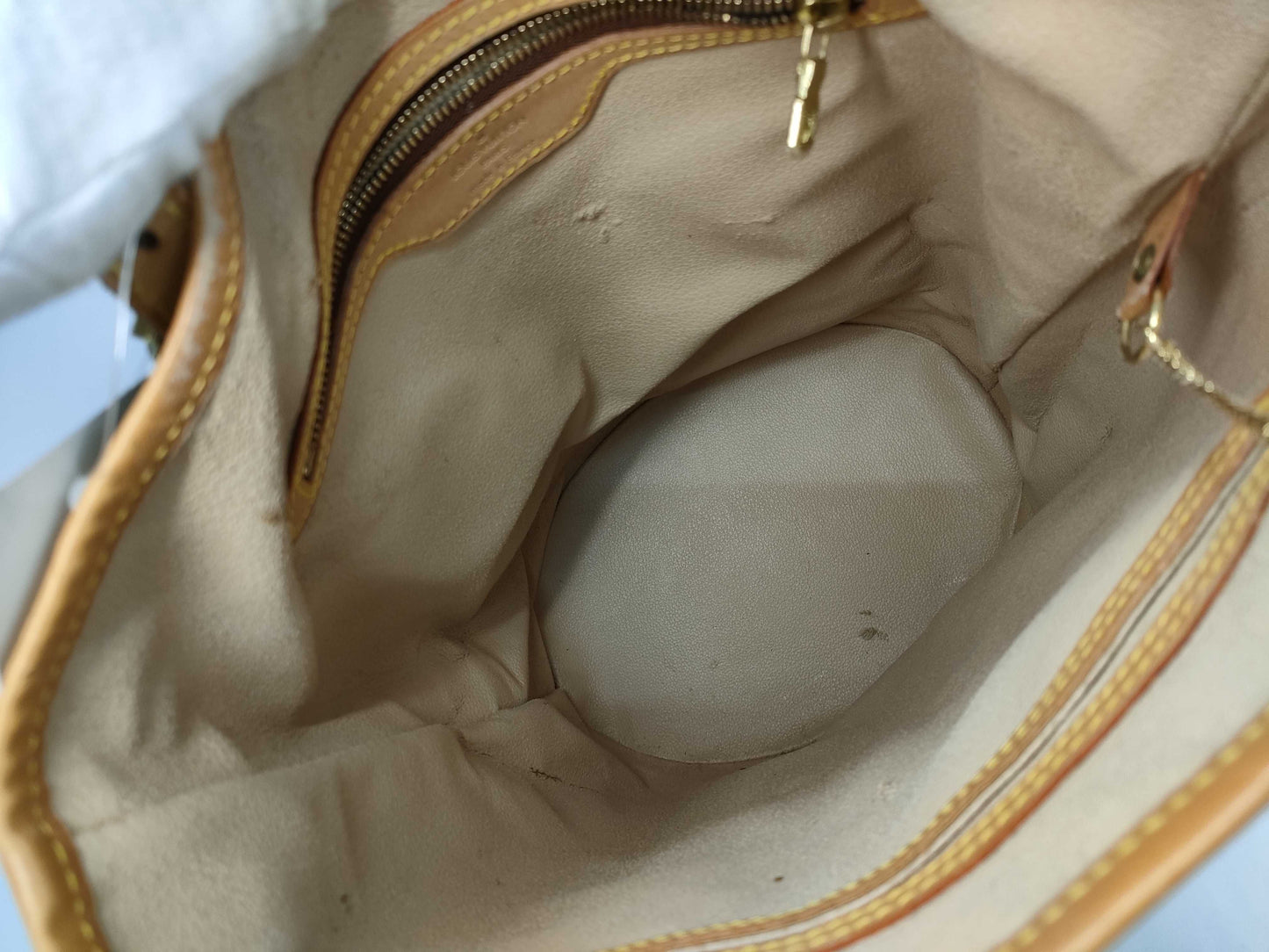 LOUIS VUITTON Monogram Bucket GM Tote Bag with Pouch