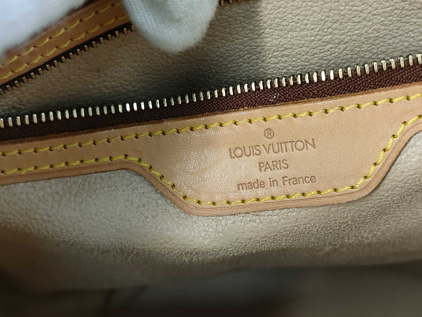 LOUIS VUITTON Monogram Bucket GM Tote Bag with Pouch