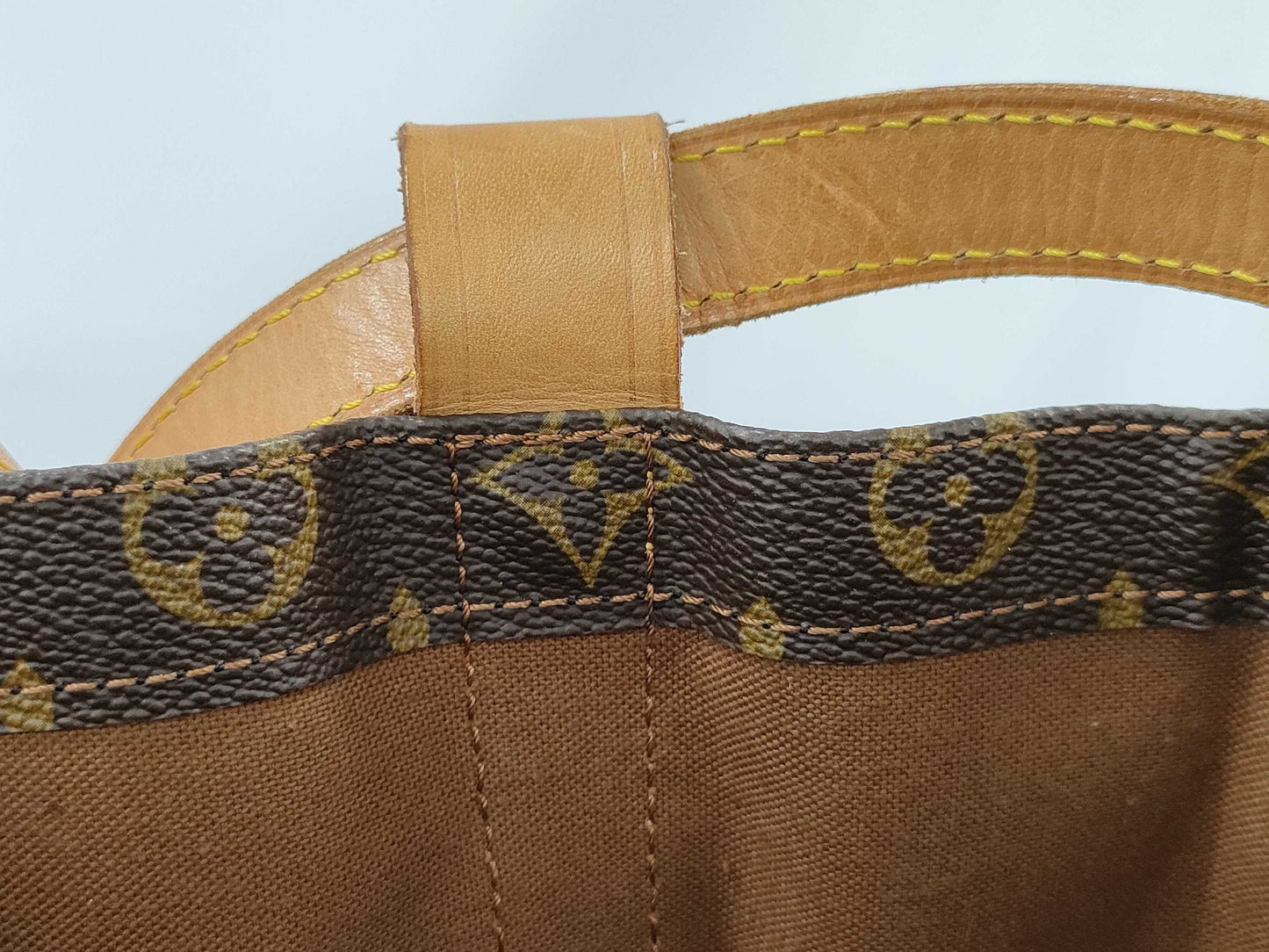 LOUIS VUITTON Monogram M42244 Randonne/907 Shoulder Bag