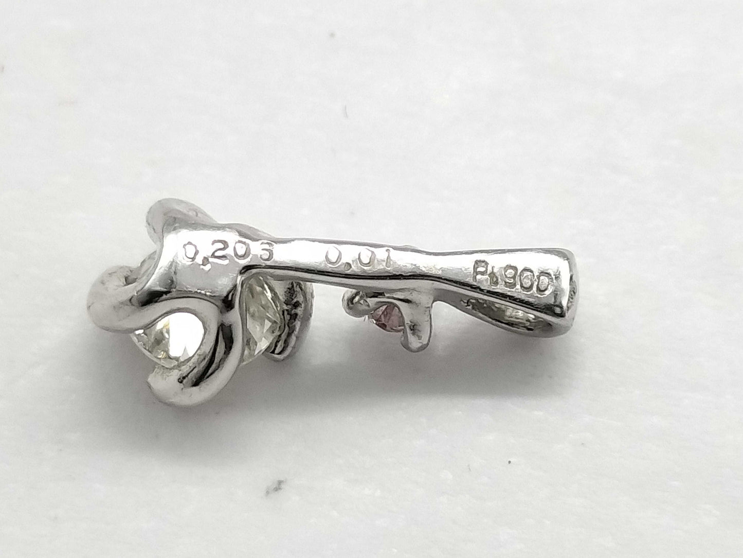 D 0.206ct FD 0.01ct PT900 0.7g Pendant top
