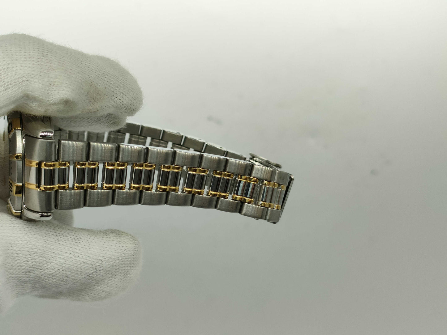 SEIKO Sports/Perfect, Unworked Women's Watch