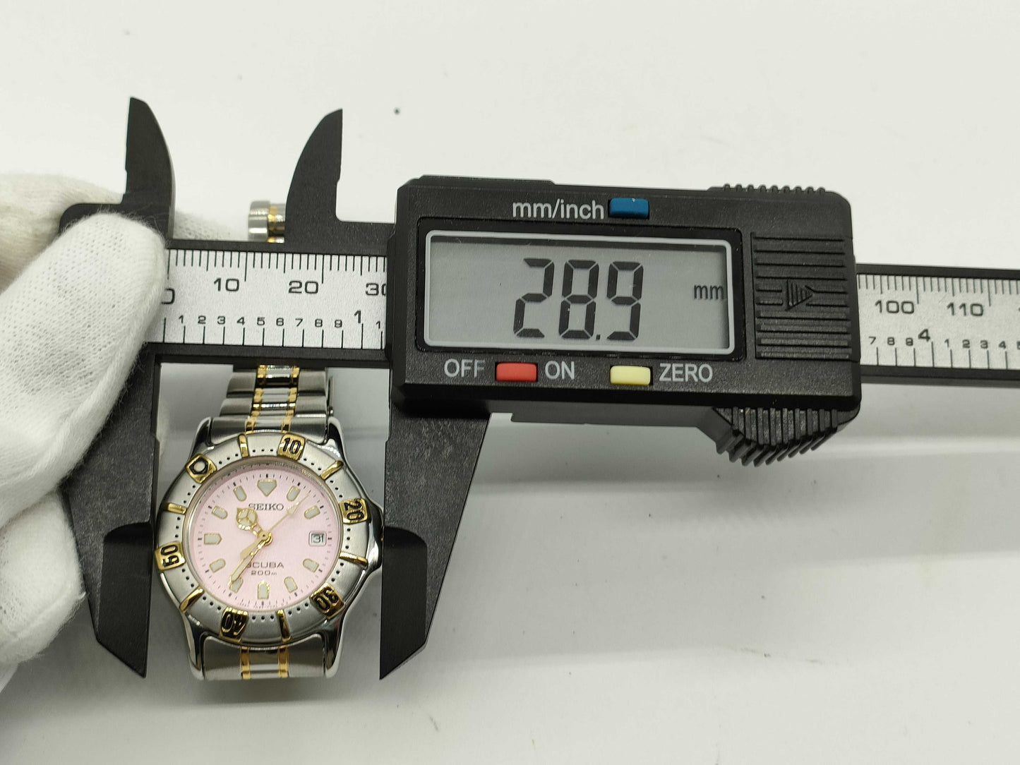 SEIKO Sports/Perfect, Unworked Women's Watch