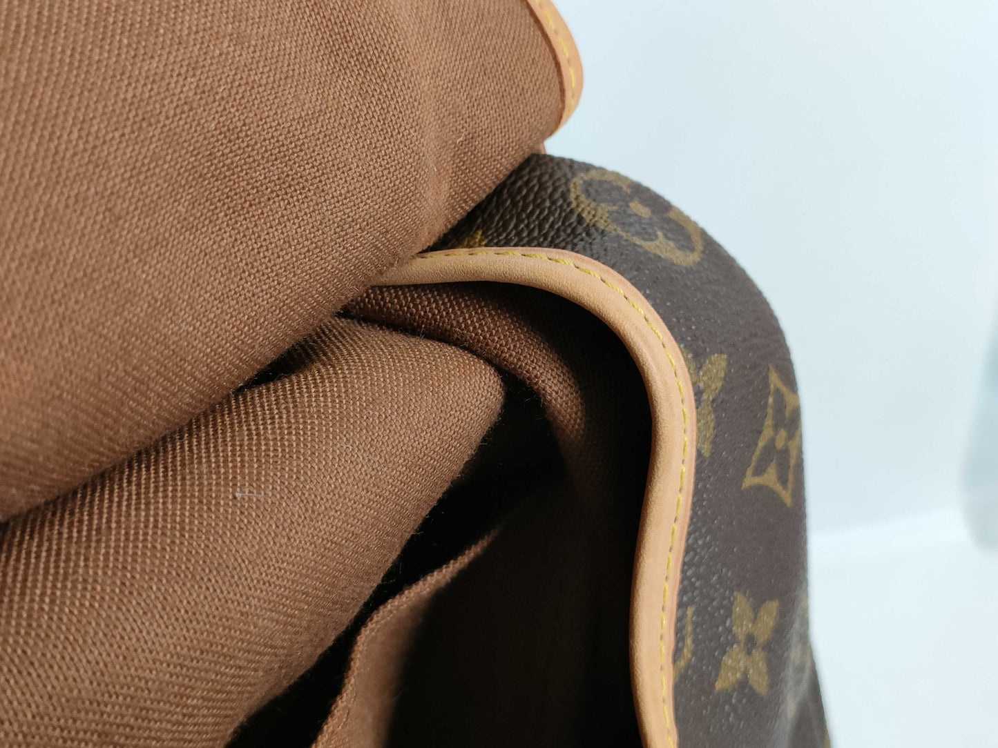 LOUIS VUITTON M42254 Monogram Saumur 35 Shoulder Bag