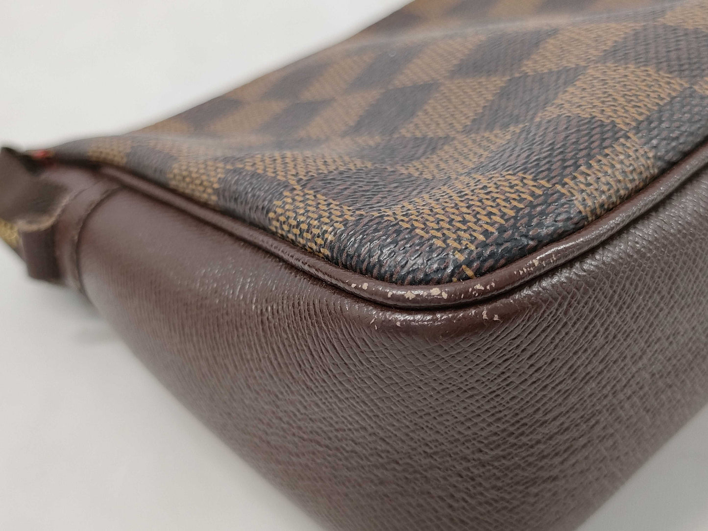 LOUIS VUITTON Damier N51982 Truth Makeup Pouch