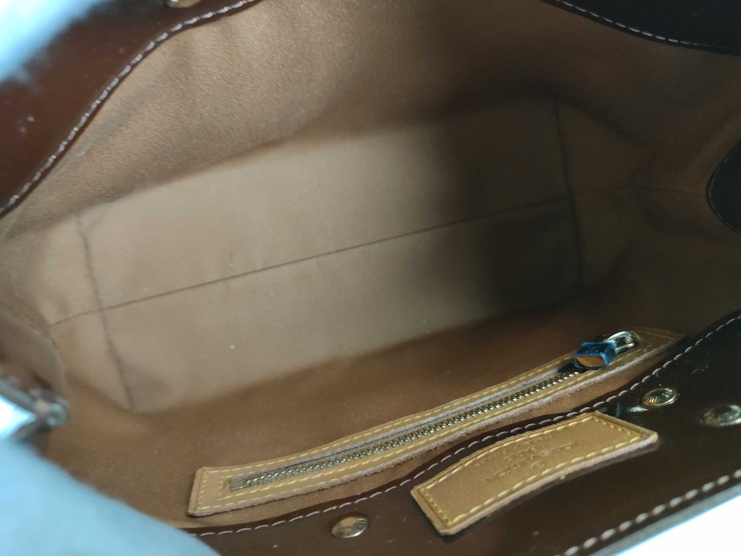 LOUIS VUITTON M91146 Vernis Reed PM Handbag