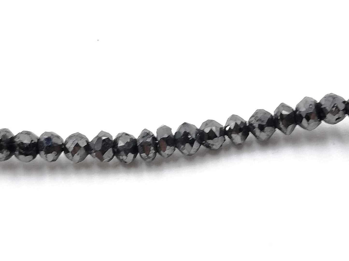Black Diamond K17/K18WG 7.7g Necklace