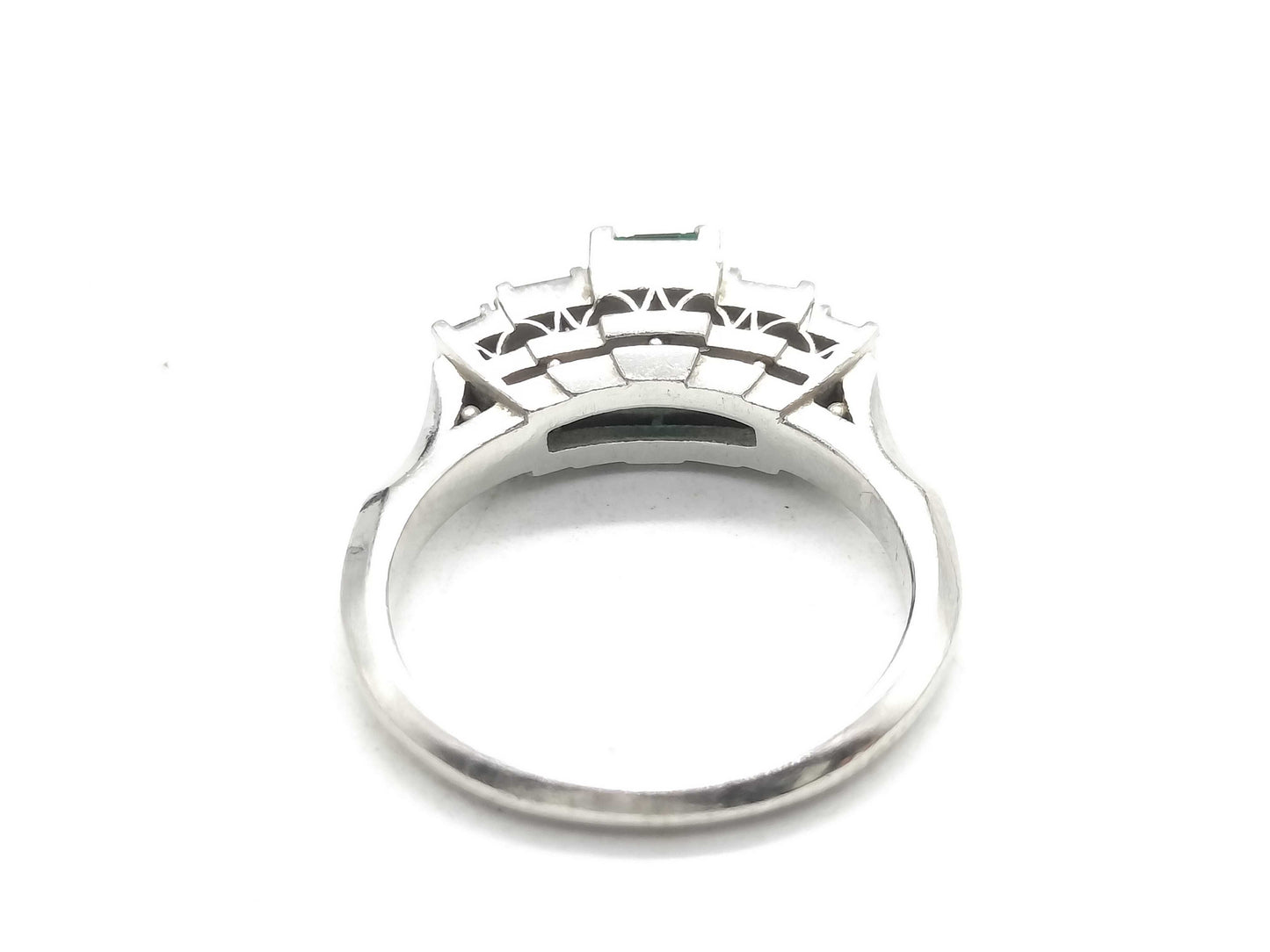 Emerald and Diamond Pm 5.1g Ring