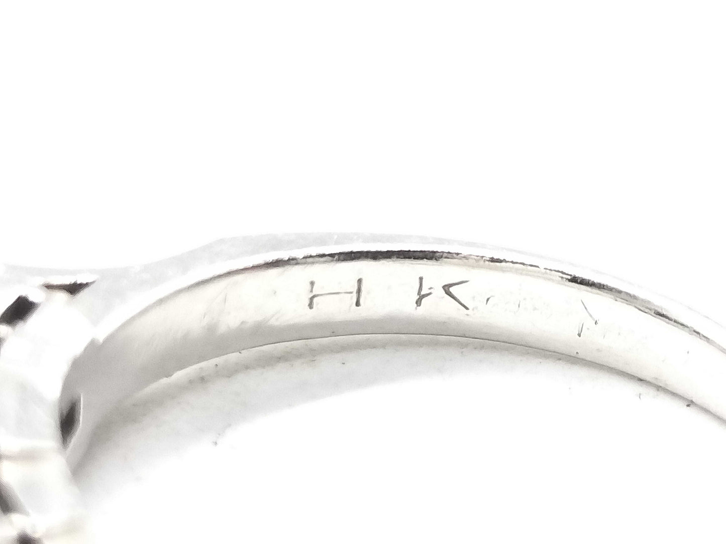 Emerald and Diamond Pm 5.1g Ring