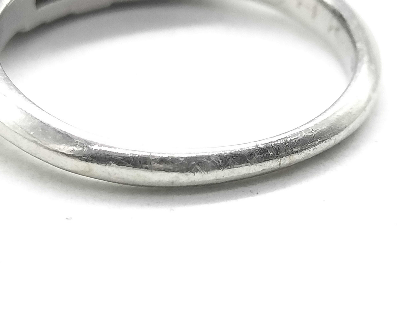 Emerald and Diamond Pm 5.1g Ring
