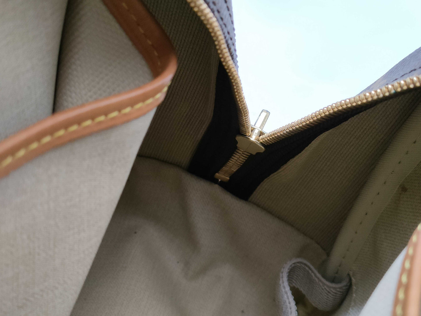 LOUIS VUITTON M47270 Monogram Deauville Handbag