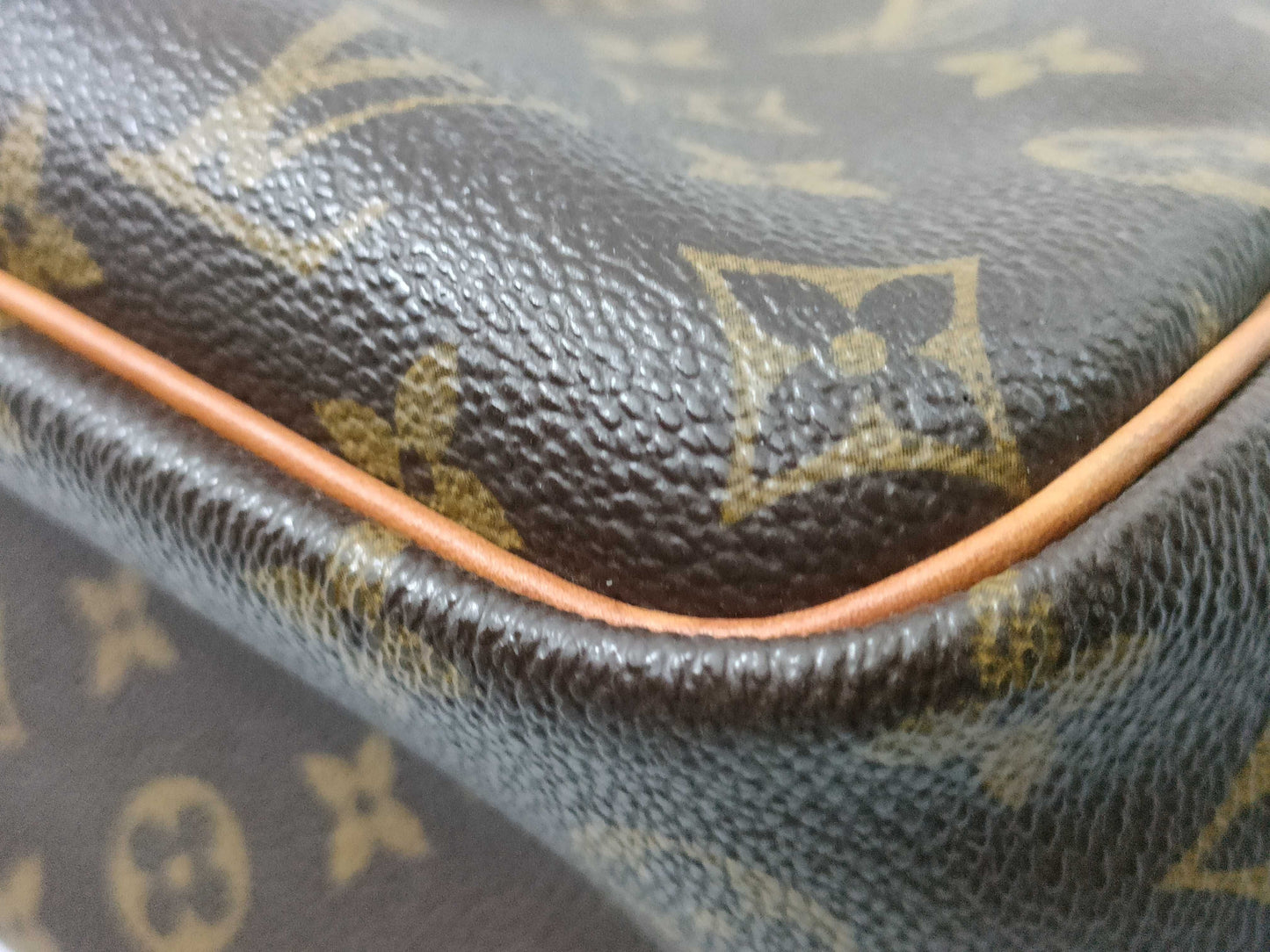 LOUIS VUITTON M47270 Monogram Deauville Handbag