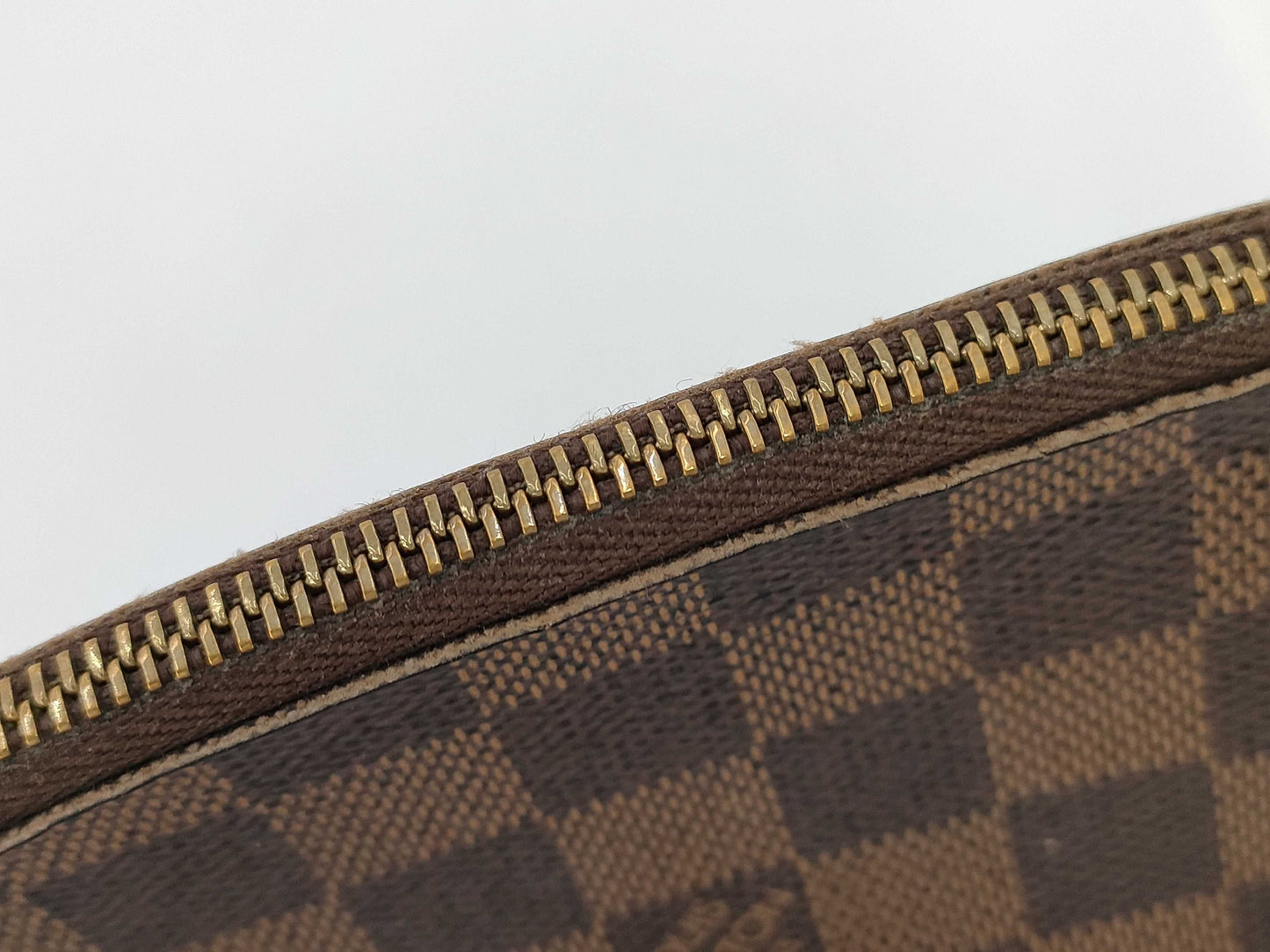 LOUIS VUITTON Damier N47516 Pochette Cosmetic Pouch Pouch