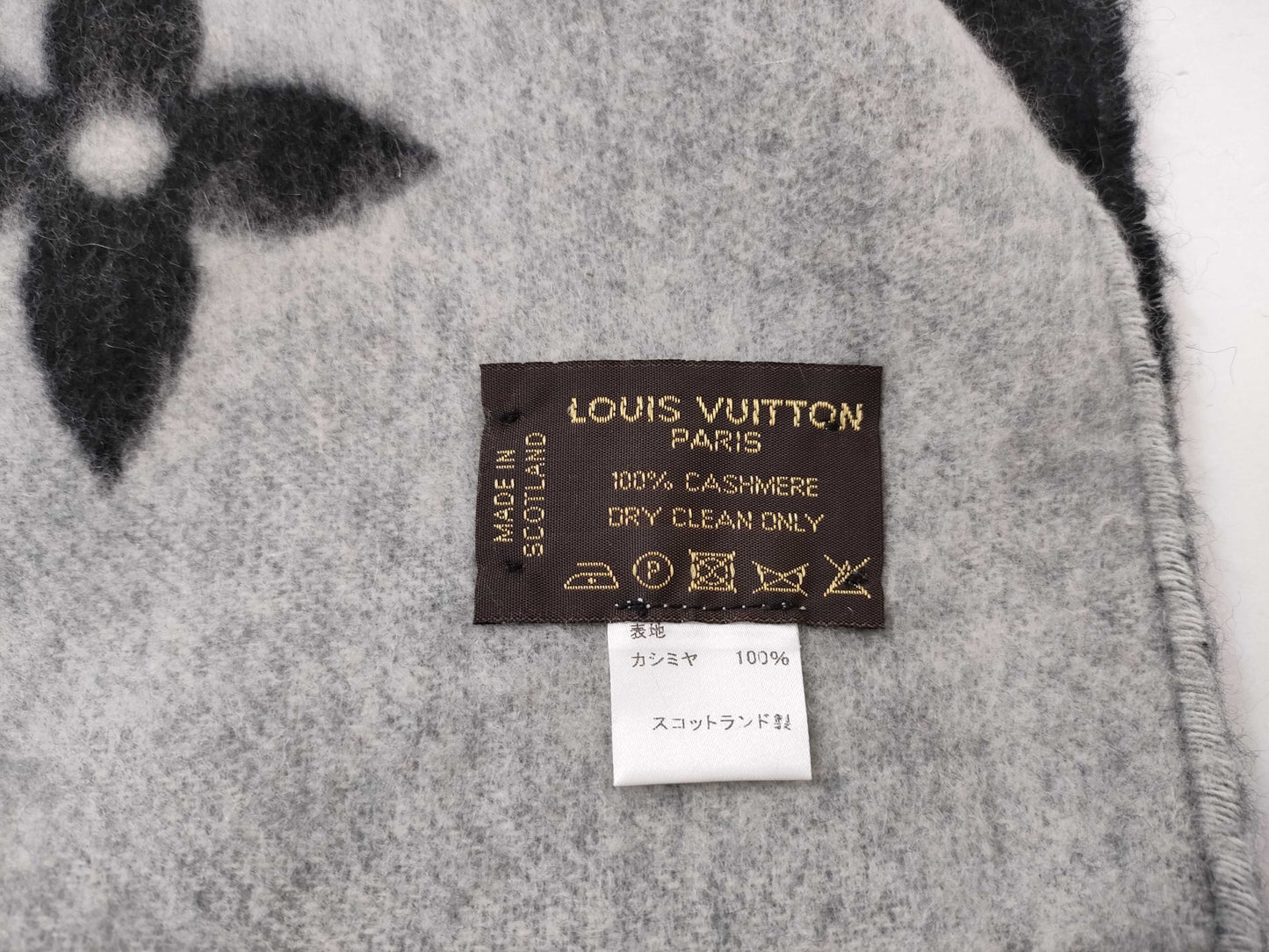 LOUIS VUITTON Monogram Cashmere Scarf Black Scarf