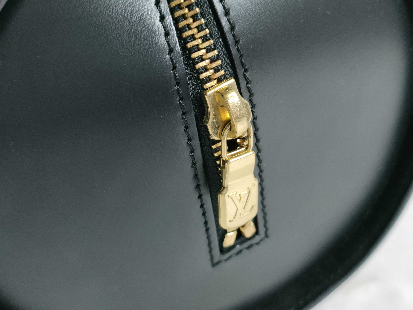 LOUIS VUITTON M52222 Epi Soufflot Handbag with Pouch