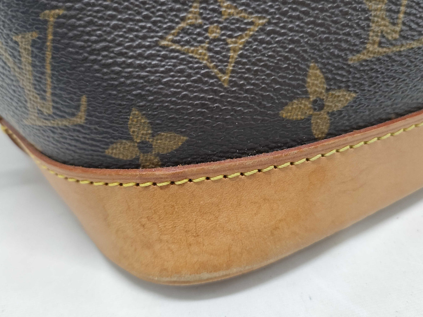 LOUIS VUITTON Monogram M51130 Alma Handbag