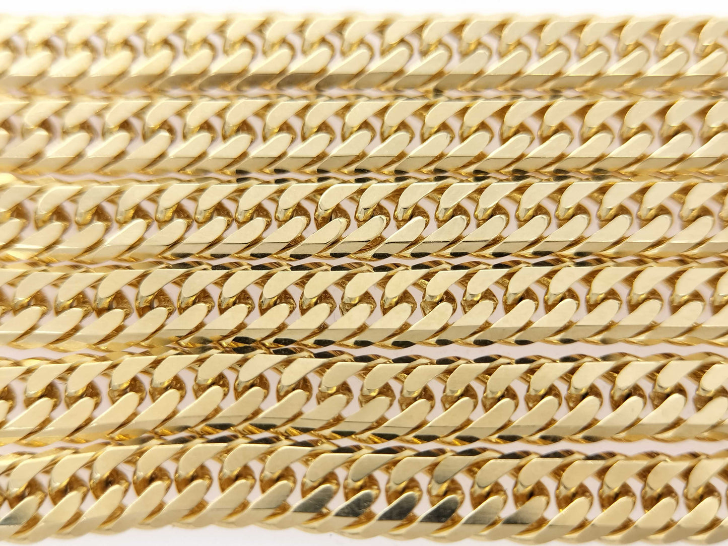 6-sided single 18K gold 20.4g necklace