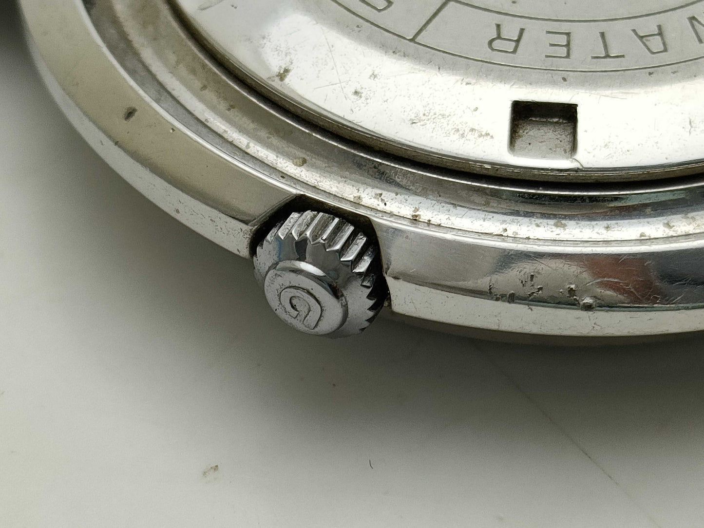 Crystal Seven Men's Watch