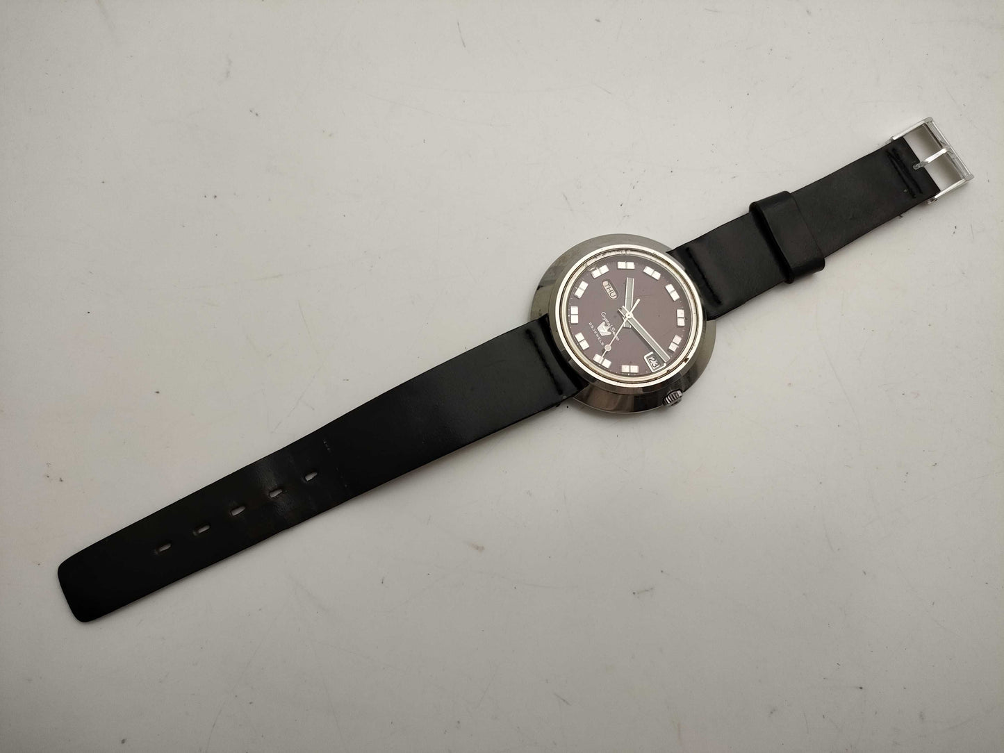 Crystal Seven Men's Watch