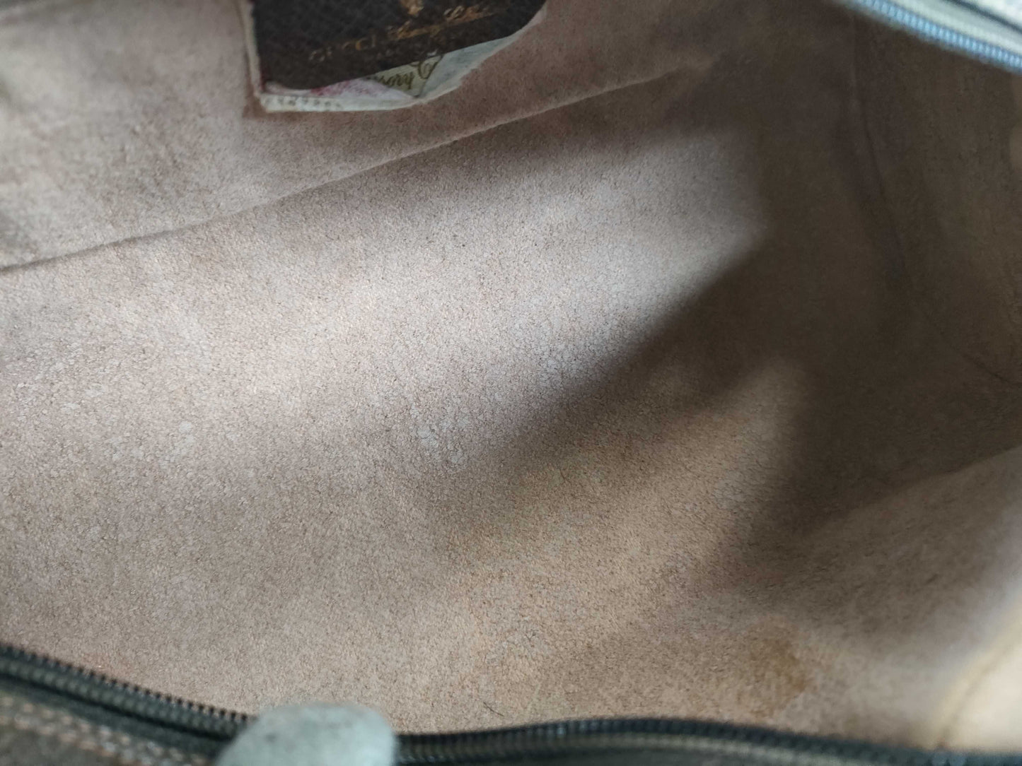 GUCCI GG Supreme PVC Old One-Shoulder Handbag