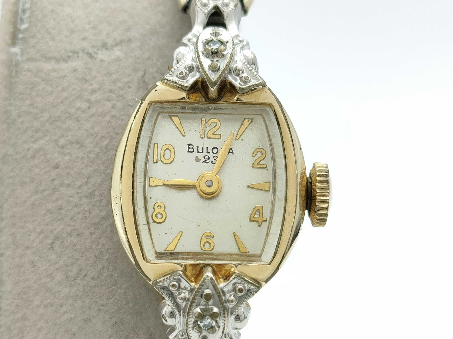 BULOVA P14699 Hand-wound Women's Watch