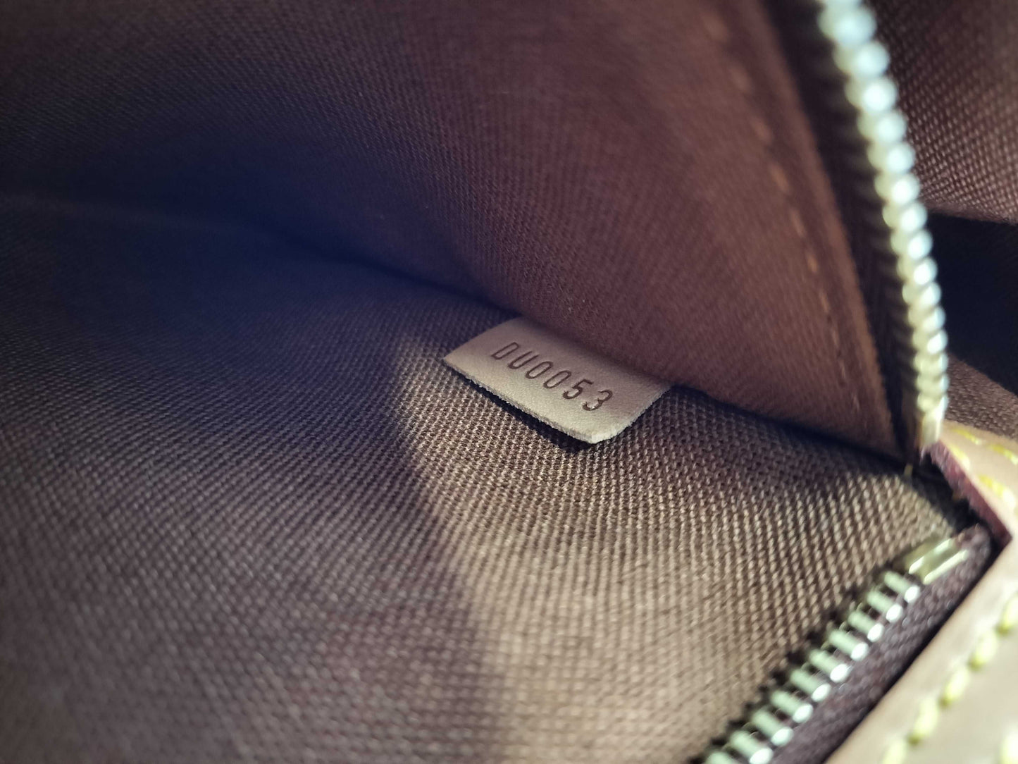 LOUIS VUITTON Monogram M51147 Mini Looping Handbag