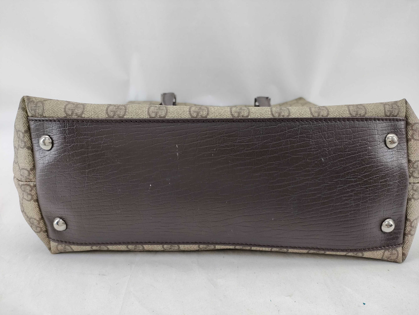GUCCI GG Supreme 131220 Handbag