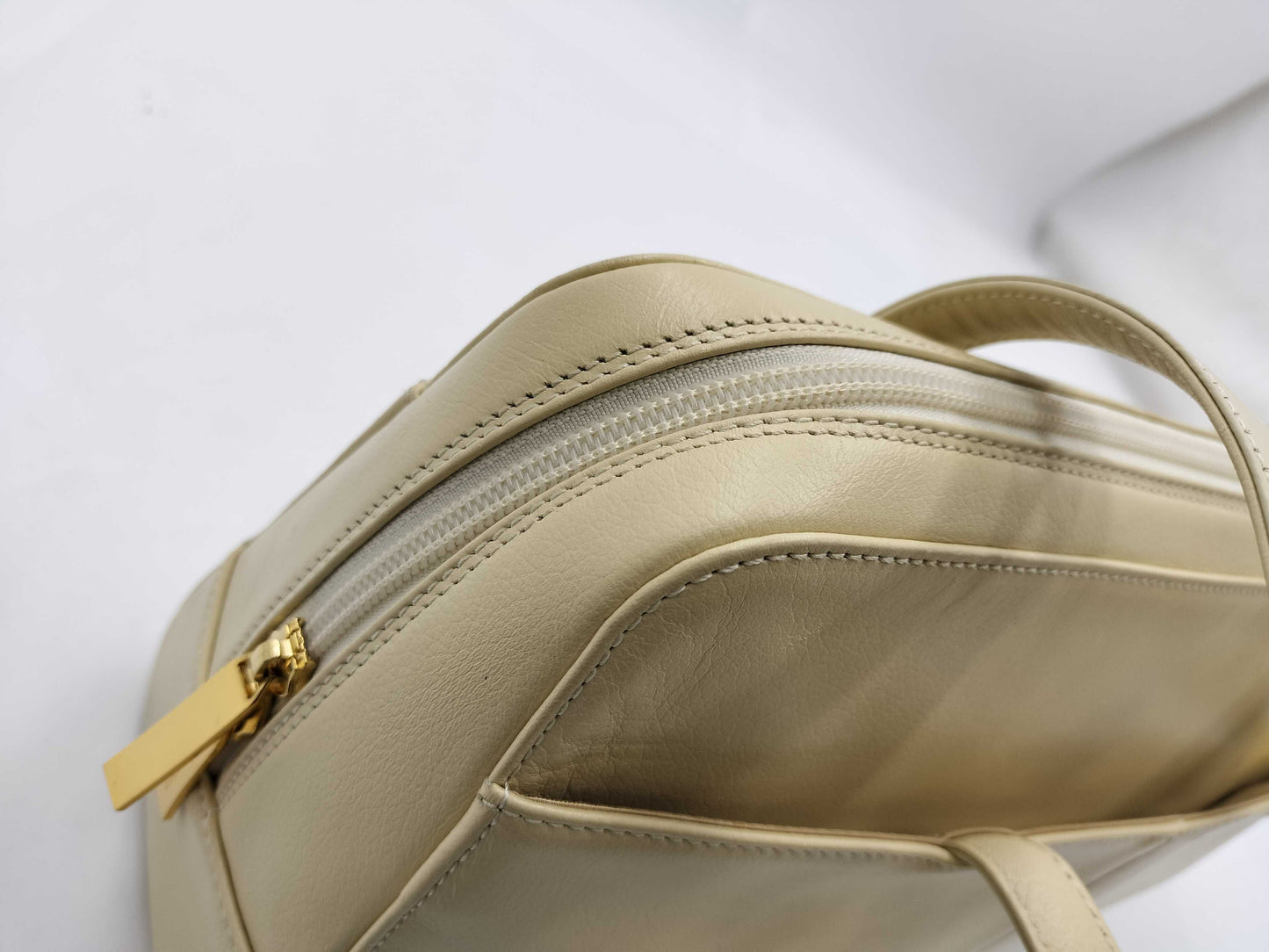 BURBERRY Leather/White/Tote Bag Handbag