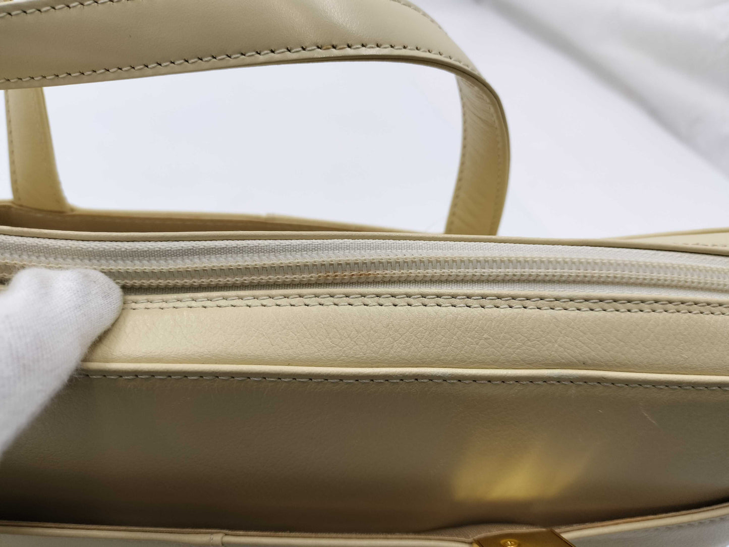 BURBERRY Leather/White/Tote Bag Handbag