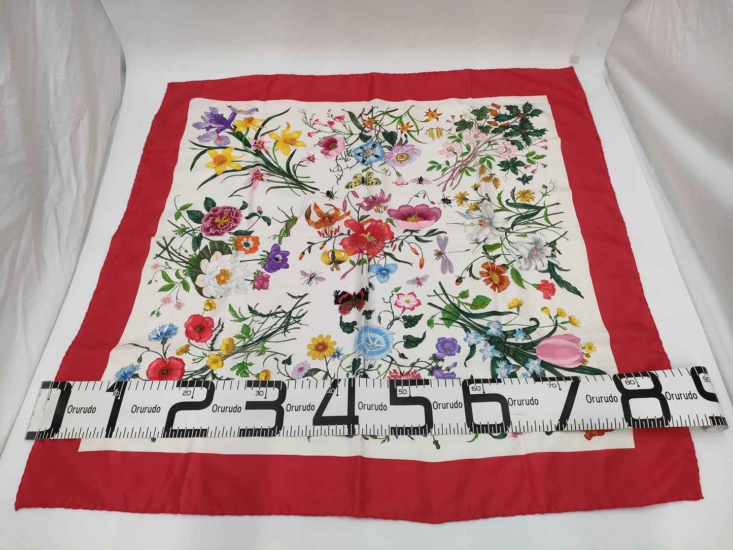 GUCCI scarf