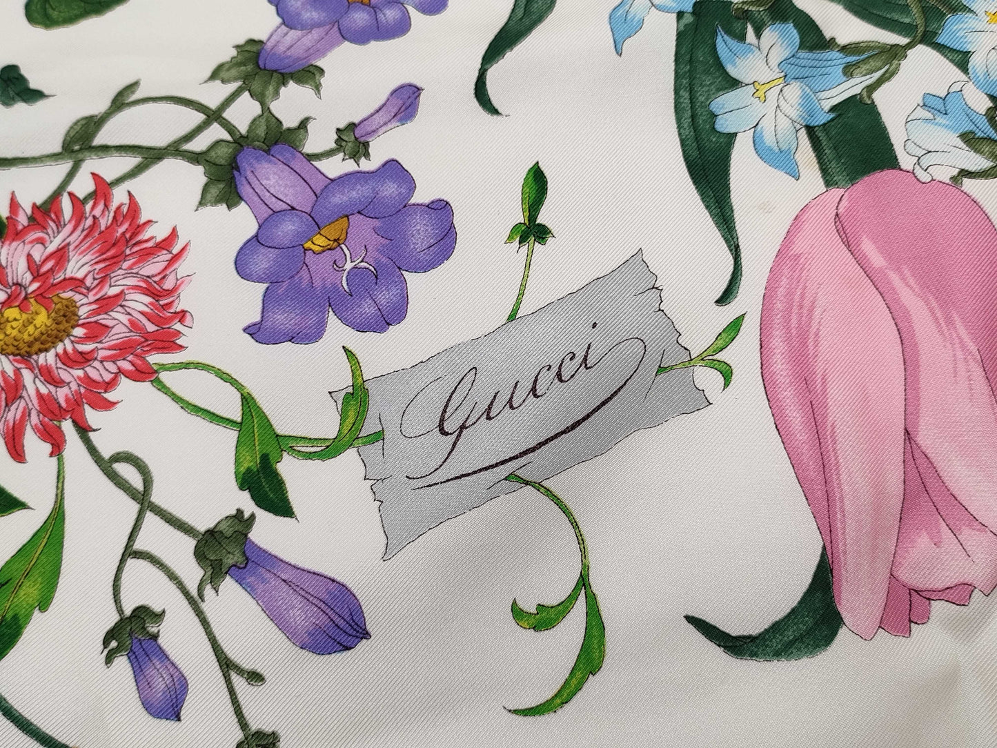 GUCCI scarf