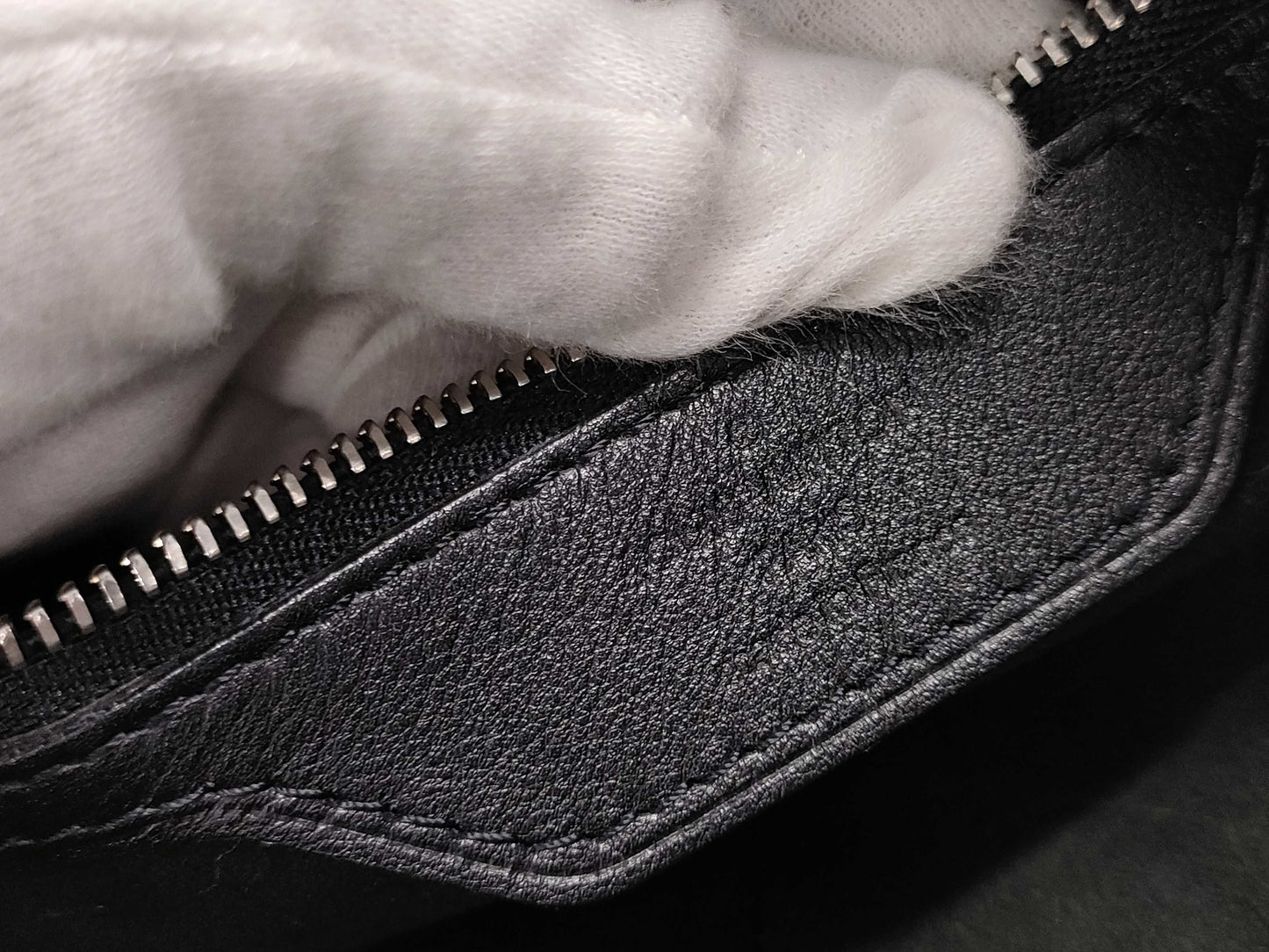 LOUIS VUITTON Monogram Antia Ixia Shoulder Bag