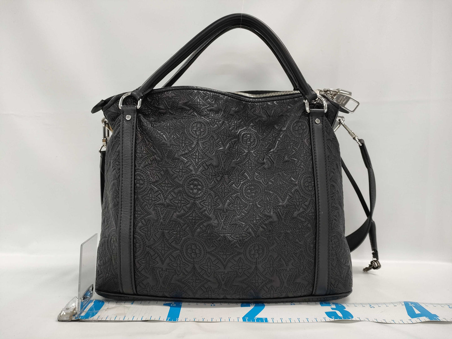 LOUIS VUITTON Monogram Antia Ixia Shoulder Bag
